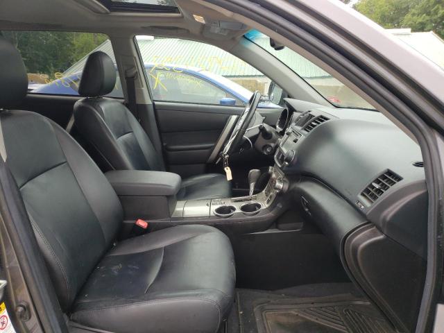Photo 5 from auction – 2013 TOYOTA HIGHLANDER with VIN 5TDBK3EH6DS207109