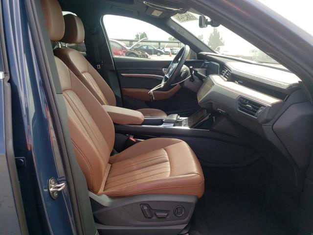 Photo 5 from auction – 2021 AUDI E-TRON SPO with VIN WA12AAGE7MB006587