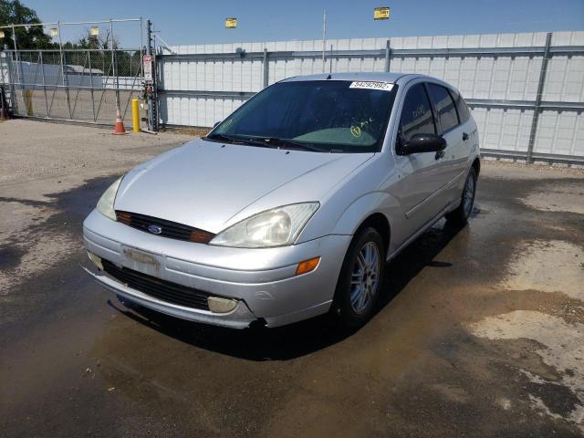Photo 2 from auction – 2002 FORD FOCUS ZX5 with VIN 3FAHP373X2R215202