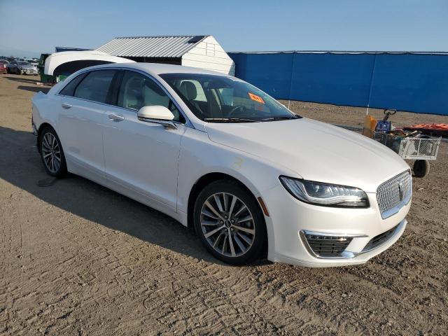 LINCOLN MKZ 2019 with VIN 3LN6L5B90KR618508 - Photo from auction
