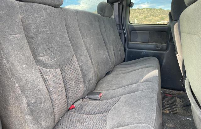 Photo 6 from auction – 2004 CHEVROLET SILVERADO with VIN 1GCHK29U74E244543