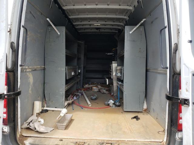 Photo 6 from auction – 2014 MERCEDES-BENZ SPRINTER 2 with VIN WD3PE8CC5E5868018