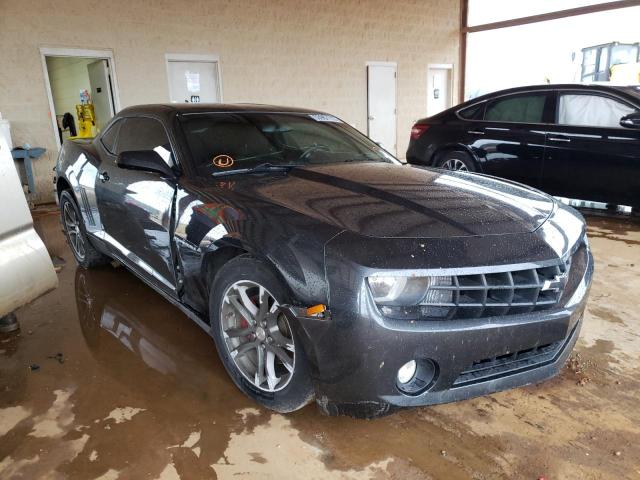 CHEVROLET CAMARO 2013 with VIN 2G1FB1E30D9200586 - Photo from auction