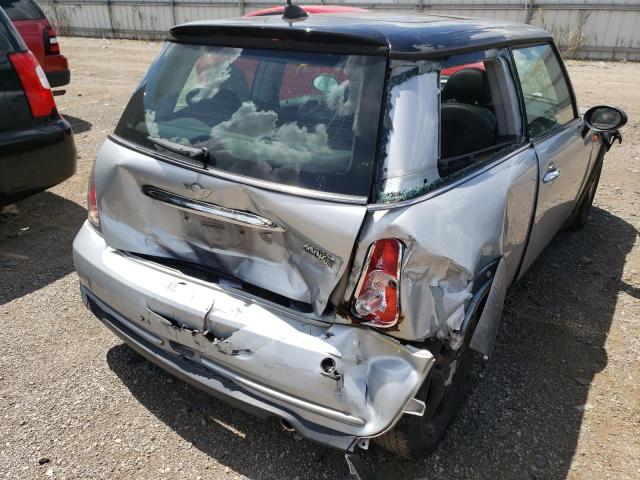 Photo 9 from auction – 2006 MINI COOPER with VIN WMWRC33596TK17851
