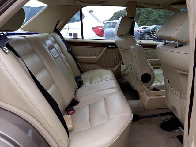 Photo 6 from auction – 1991 MERCEDES-BENZ 300 E with VIN WDBEA30D5MB291840
