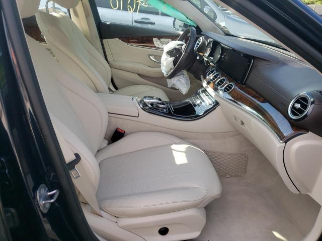 Photo 5 from auction – 2017 MERCEDES-BENZ E 300 4MAT with VIN WDDZF4KB0HA094145