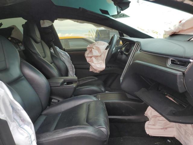 Photo 5 from auction – 2016 TESLA MODEL X with VIN 5YJXCAE41GF004514