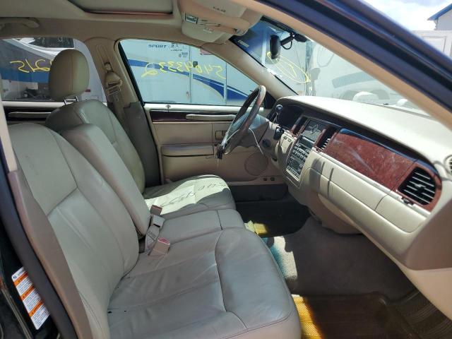 Photo 5 from auction – 2004 LINCOLN TOWN CAR U with VIN 1LNHM83W04Y648270