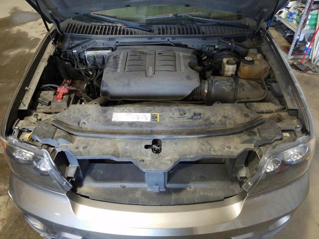Photo 7 from auction – 2004 LINCOLN NAVIGATOR with VIN 5LMFU28R74LJ23532