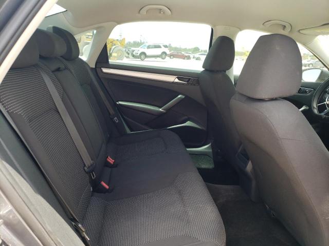 Photo 6 from auction – 2016 VOLKSWAGEN PASSAT S with VIN 1VWAS7A31GC013345