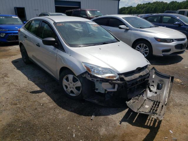 FORD FOCUS S 2014 with VIN 1FADP3E2XEL416884 - Photo from auction