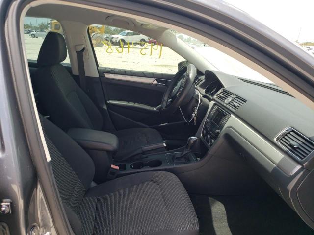 Photo 5 from auction – 2016 VOLKSWAGEN PASSAT S with VIN 1VWAS7A31GC013345