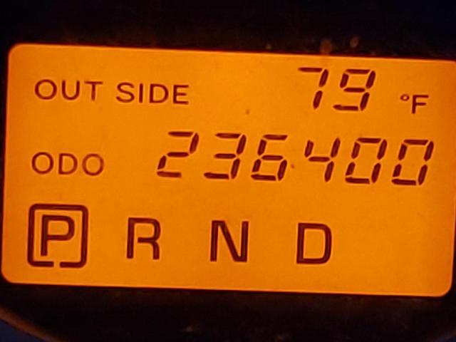 Photo 8 from auction – 2007 TOYOTA RAV4 with VIN JTMBD33V375063497
