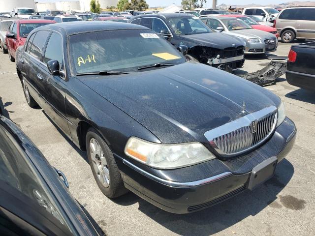 LINCOLN TOWN CAR E 2005 with VIN 1LNHM84W45Y619144 - Photo from auction