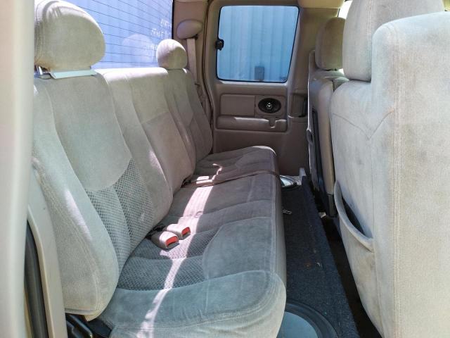 Photo 6 from auction – 2004 CHEVROLET SILVRDO LT with VIN 2GCEC19V541258803