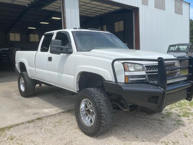 CHEVROLET SILVERADO 2005 with VIN 1GCHK29205E101465 - Photo from auction