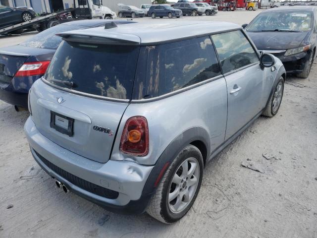 Photo 4 from auction – 2009 MINI COOPER S with VIN WMWMF73559TW86755