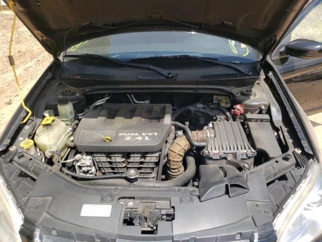 Photo 7 from auction – 2012 CHRYSLER 200 TOURIN with VIN 1C3CCBBB2CN213400