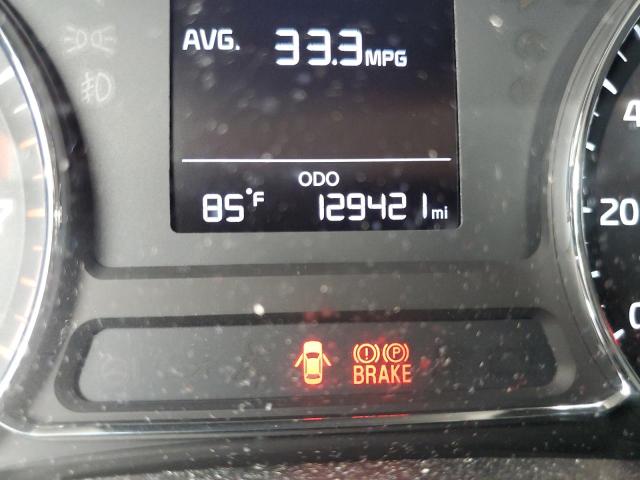 Photo 8 from auction – 2018 KIA FORTE LX with VIN 3KPFK4A79JE247016