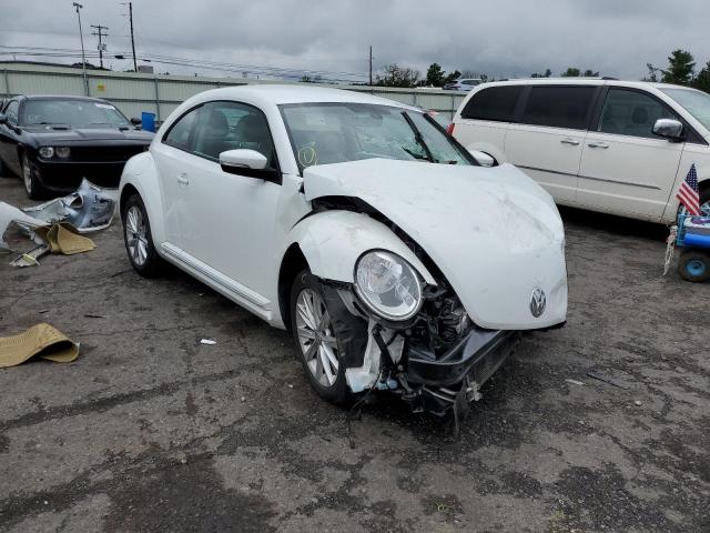 VOLKSWAGEN BEETLE SE 2017 with VIN 3VWJ17AT2HM607381 - Photo from auction