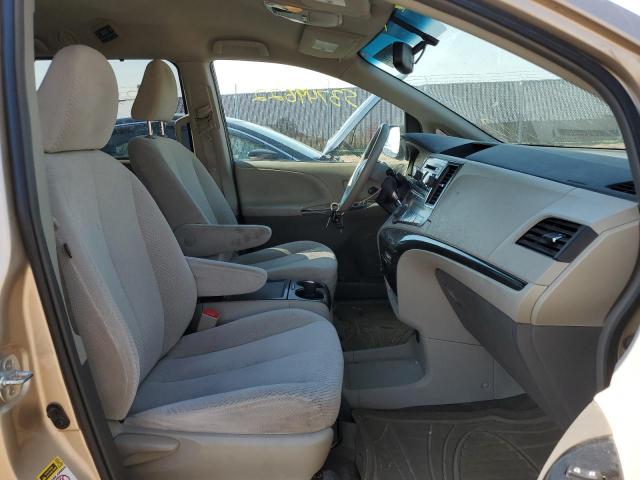 Photo 5 from auction – 2013 TOYOTA SIENNA LE with VIN 5TDKK3DC3DS376672