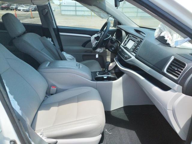 Photo 5 from auction – 2016 TOYOTA HIGHLANDER with VIN 5TDZARFH2GS022210