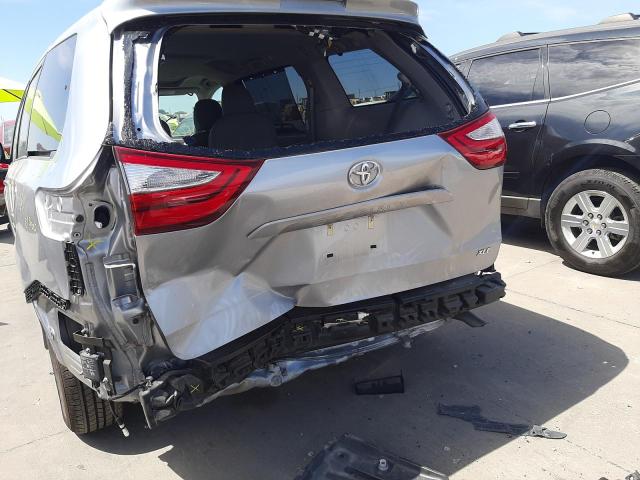 Photo 9 from auction – 2018 TOYOTA SIENNA XLE with VIN 5TDYZ3DC0JS919820