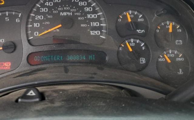 Photo 8 from auction – 2005 GMC NEW SIERRA with VIN 2GTEC19TX51310717