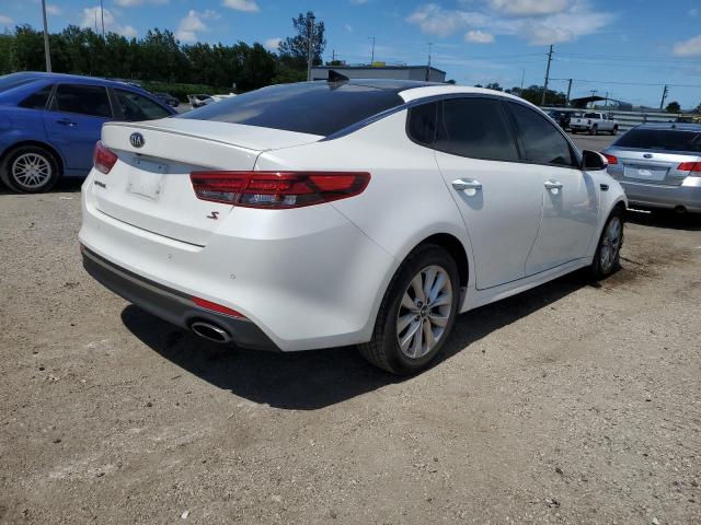 Photo 4 from auction – 2018 KIA OPTIMA LX with VIN 5XXGT4L39JG246466