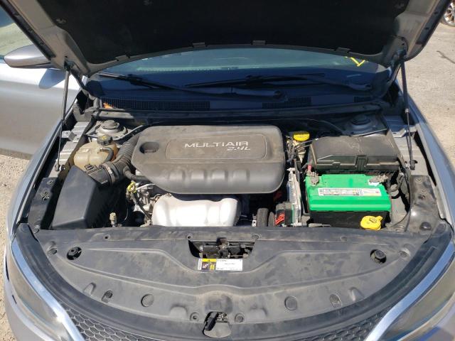 Photo 7 from auction – 2015 CHRYSLER 200 LIMITE with VIN 1C3CCCAB0FN590755