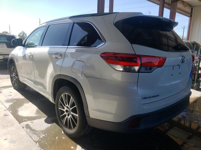 Photo 3 from auction – 2018 TOYOTA HIGHLANDER with VIN 5TDKZRFH7JS528391
