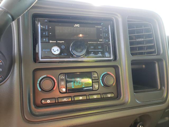 Photo 9 from auction – 2005 GMC NEW SIERRA with VIN 2GTEC13T051109823