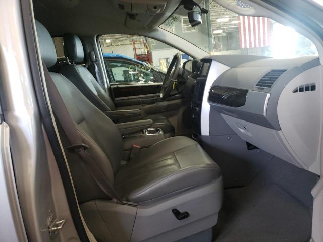 Photo 5 from auction – 2010 DODGE GRAND CARA with VIN 2D4RN5DX2AR252436