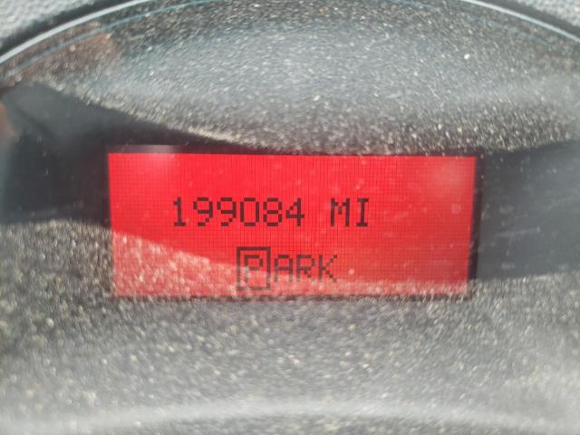 Photo 8 from auction – 2004 PONTIAC GRAND PRIX with VIN 2G2WP522641277381