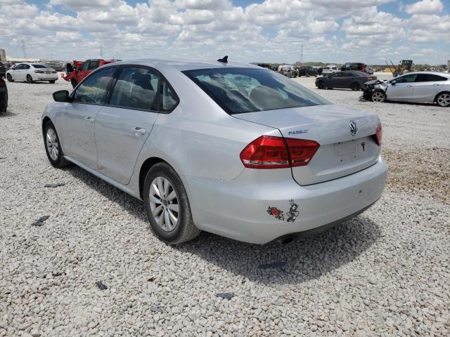 Photo 3 from auction – 2015 VOLKSWAGEN PASSAT S with VIN 1VWAT7A31FC022171