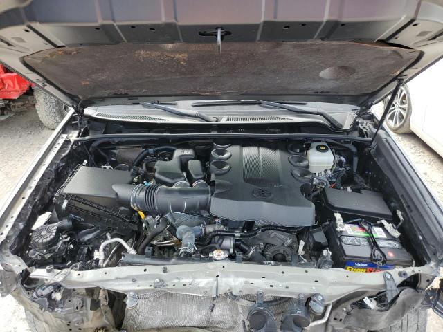 Photo 7 from auction – 2019 TOYOTA 4RUNNER SR with VIN JTEBU5JR7K5624239
