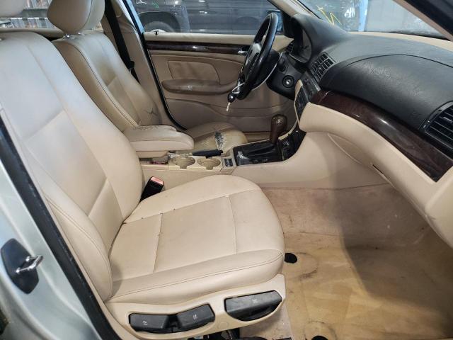 Photo 5 from auction – 2005 BMW 325 I with VIN WBAEV33495KW16067
