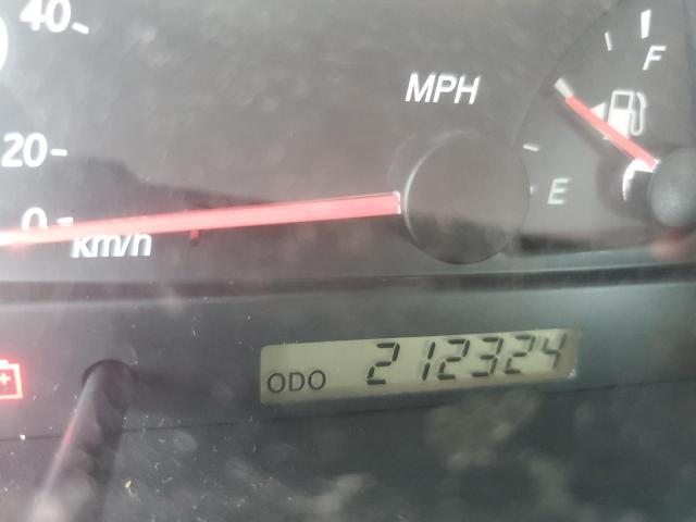 Photo 8 from auction – 2003 TOYOTA CAMRY LE with VIN 4T1BE32K63U179227