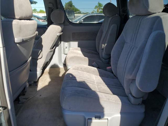 Photo 6 from auction – 2002 TOYOTA SIENNA LE with VIN 4T3ZF13C02U427324