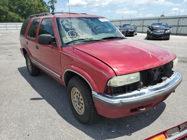 CHEVROLET BLAZER 2000 with VIN 1GNDT13W4Y2278468 - Photo from auction