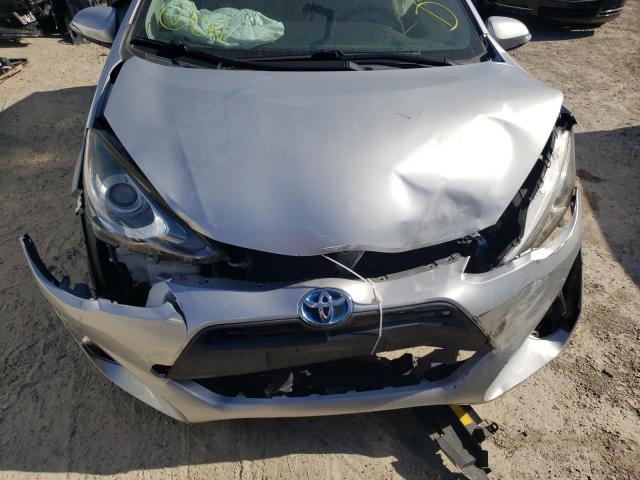 Photo 9 from auction – 2015 TOYOTA PRIUS C with VIN JTDKDTB38F1585502