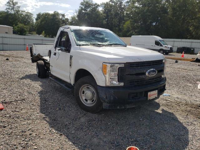 FORD F250 SUPER 2017 with VIN 1FTBF2A67HEF29708 - Photo from auction