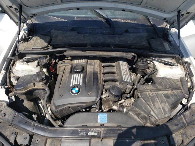 Photo 7 from auction – 2007 BMW 328 XI with VIN WBAVC93597KX57810
