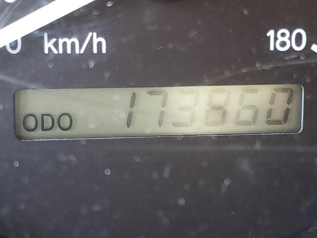 Photo 8 from auction – 2001 TOYOTA COROLLA CE with VIN 2T1BR12E81C385232