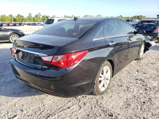 Photo 4 from auction – 2012 HYUNDAI SONATA SE with VIN 5NPEC4AC8CH432324