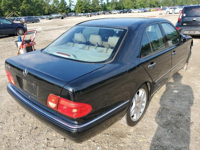 Photo 4 from auction – 1999 MERCEDES-BENZ E 320 with VIN WDBJF65H3XA776646