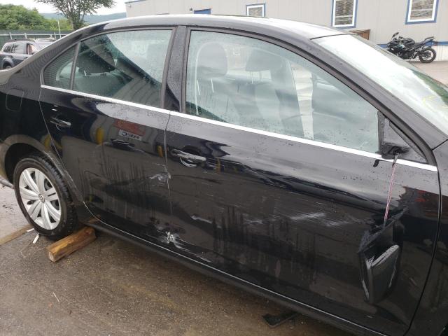 Photo 9 from auction – 2017 VOLKSWAGEN JETTA S with VIN 3VW167AJ4HM280076