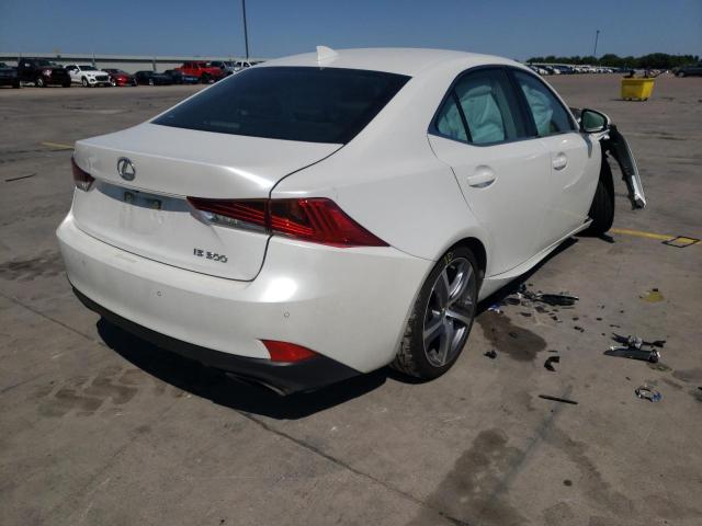 Photo 4 from auction – 2020 LEXUS IS 300 PRE with VIN JTHDA1D23L5103287