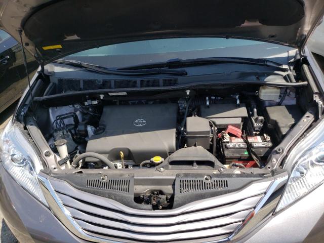 Photo 7 from auction – 2016 TOYOTA SIENNA XLE with VIN 5TDYK3DC4GS699210