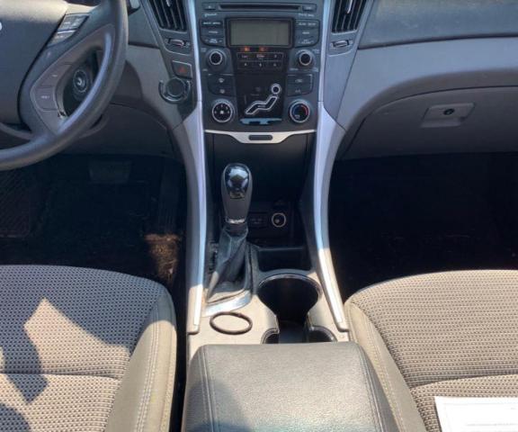 Photo 9 from auction – 2012 HYUNDAI SONATA GLS with VIN 5NPEB4AC1CH426562